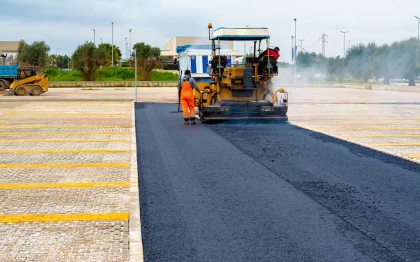 Best Professional Driveway Pavers  in Dry Ridge, KY